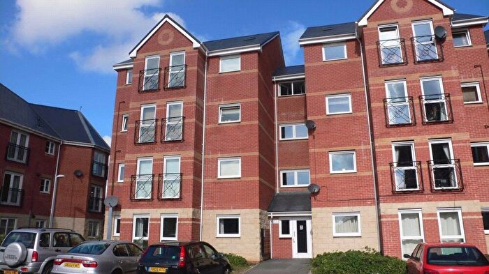 1 Bedroom Apartment To Rent In Thackhall Street, Stoke, Coventry, CV2