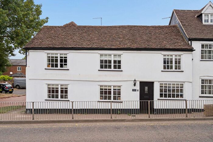 4 Bedroom End Of Terrace House For Sale In High Street, London Colney, AL2