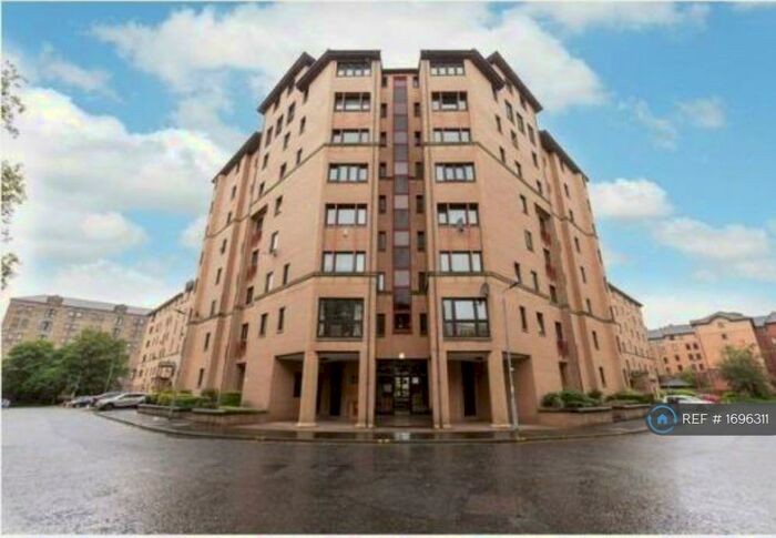 2 Bedroom Flat To Rent In Chancellor House, Glasgow, G4
