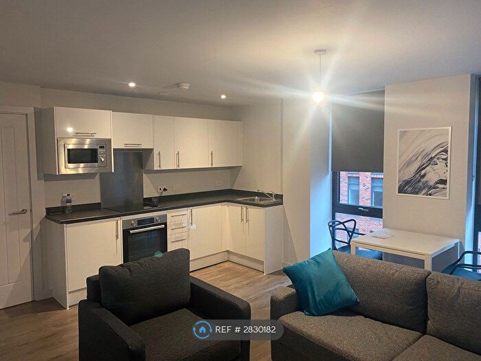 1 Bedroom Flat To Rent In Neptune Place, Liverpool City Centre, L8