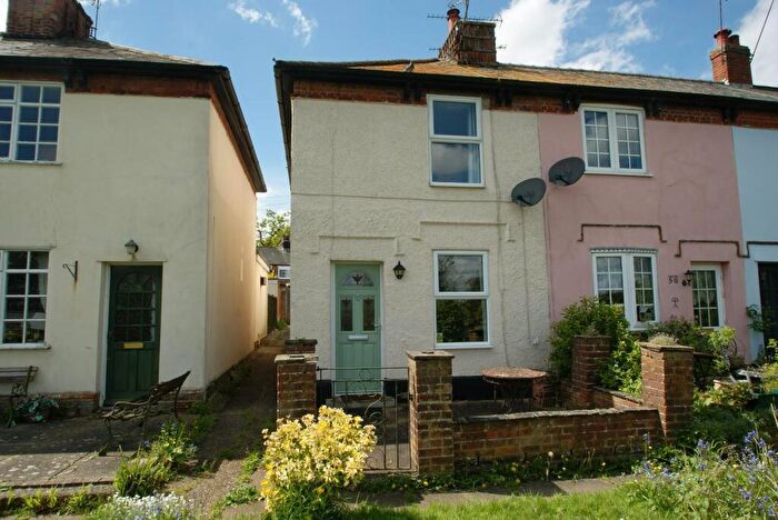 2 Bedroom End Of Terrace House To Rent In Barrells Down Road Bishops Stortford, CM23