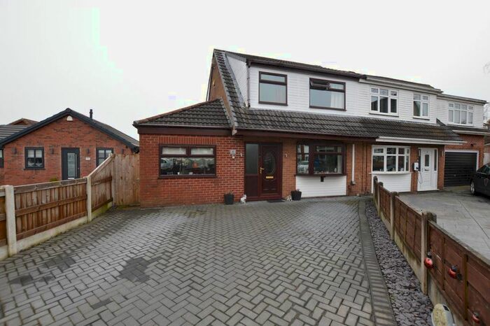 3 Bedroom Semi-Detached House To Rent In Berkeley Avenue, Winstanley, Wigan, WN3