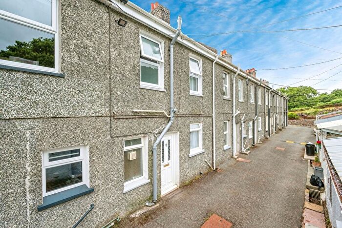 2 Bedroom Character Property For Sale In Broad Oaks, Lee Moor, Plymouth, PL7
