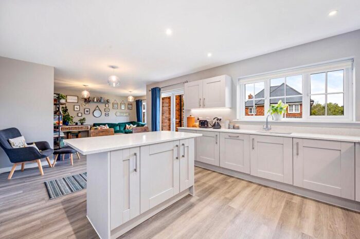 5 Bedroom Detached House For Sale In Bentley Gardens, Broadbridge Heath, RH12