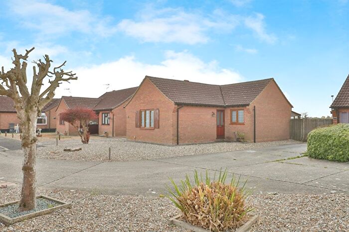 2 Bedroom Detached Bungalow For Sale In Fleming Court, Watton, Thetford, IP25