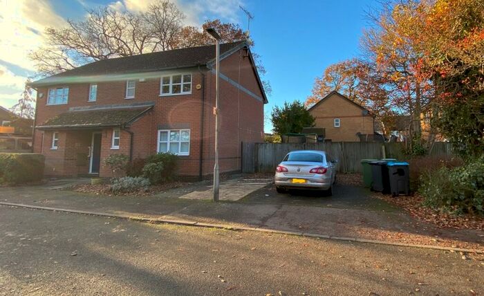 3 Bedroom House To Rent In Minstrel Close, Hemel Hempstead, HP1