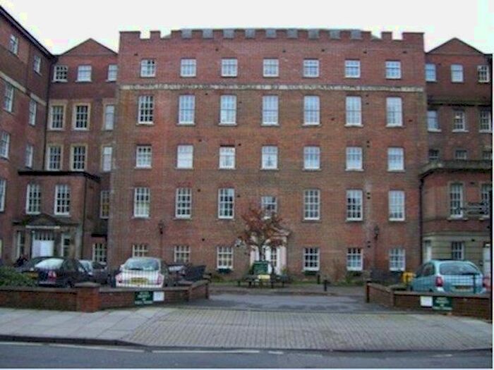 1 Bedroom Flat To Rent In Fisherton Street, Salisbury, SP2