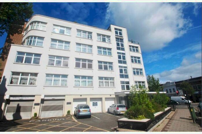 2 Bedroom Flat To Rent In Woodgrange House, Uxbridge Road, London, Ealing, London, W5