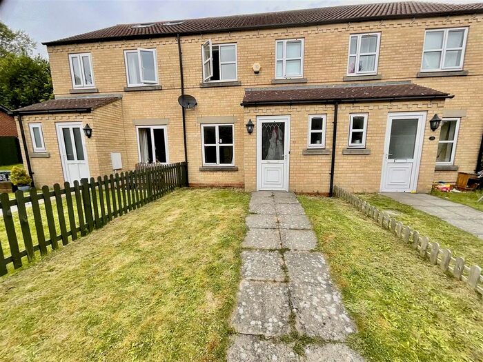 3 Bedroom Property To Rent In Cherry Tree Avenue, Scarborough, YO12