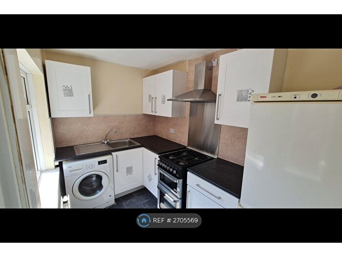 2 Bedroom Terraced House To Rent In Worcester Street, Middlesbrough, TS1
