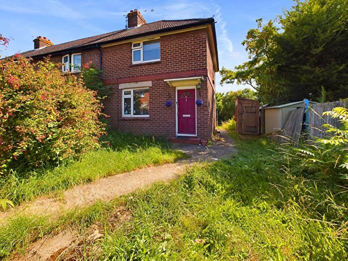 3 Bedroom End Of Terrace House To Rent In Bellingham Crescent, Hove, BN3