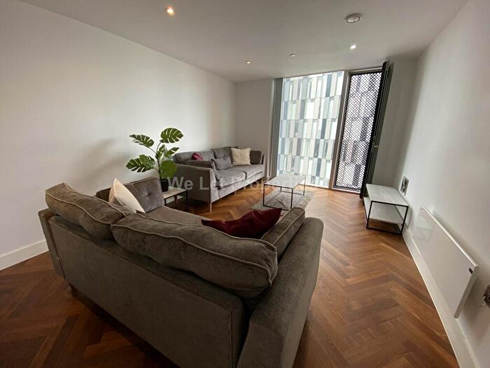2 Bedroom Apartment To Rent In South Tower, Deansgate Square, M15