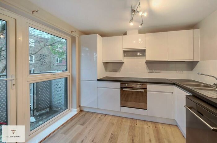 1 Bedroom Apartment To Rent In Oakleigh Court, Murray Grove, Shoreditch, London, N1
