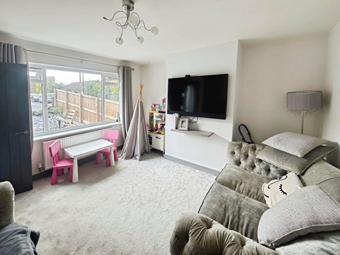 2 Bedroom End Of Terrace House To Rent In Railes Close, Luddendenfoot, Halifax, West Yorkshire, HX2