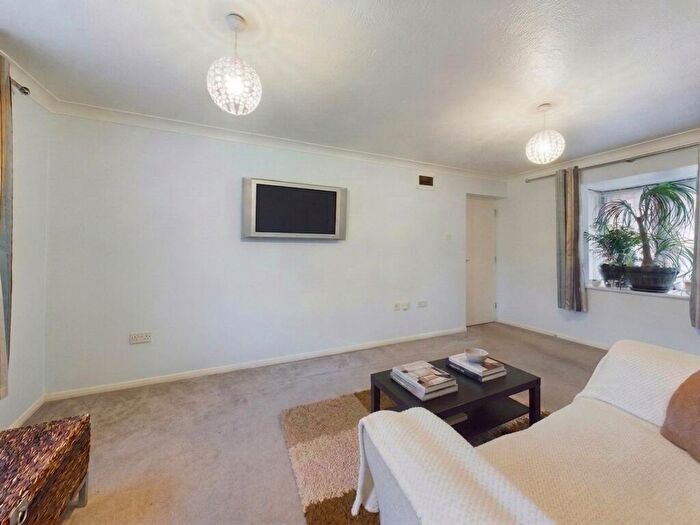 1 Bedroom Property To Rent In Barnaby Close, Harrow, HA2