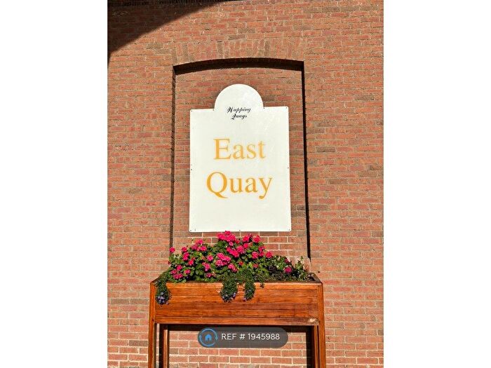 2 Bedroom Flat To Rent In East Quay, Liverpool, L3