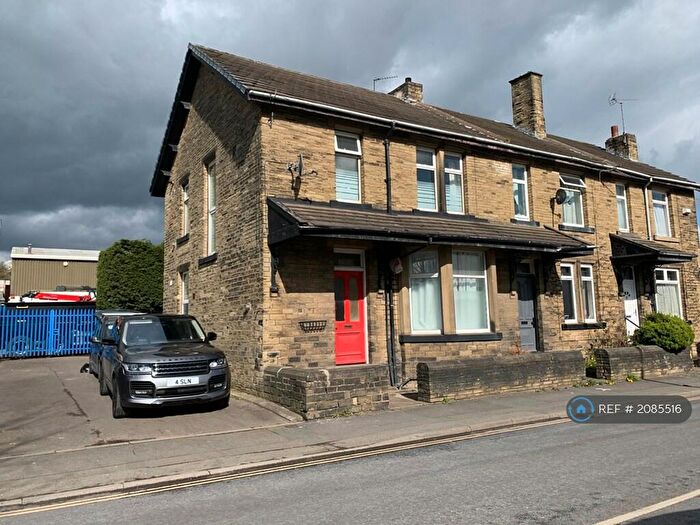 Studio To Rent In Brighouse, Brighouse, HD6