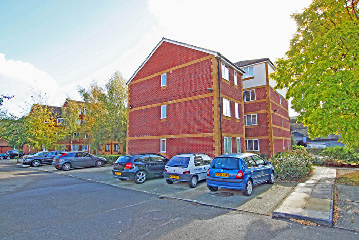 1 Bedroom Apartment To Rent In Ruston Road, Woolwich, SE18