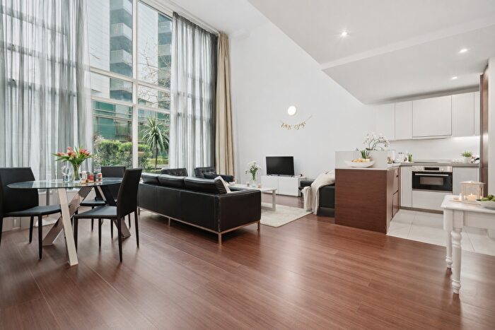 2 Bedroom Flat For Sale In Baltimore Wharf, Canary Wharf, E14