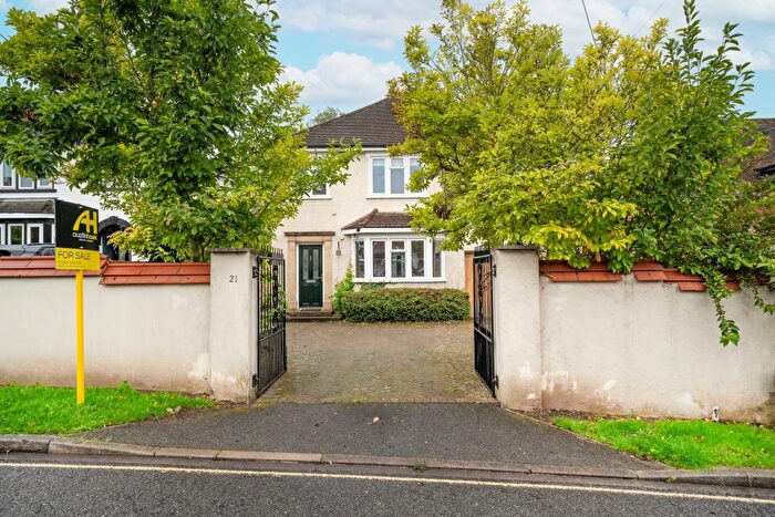 4 Bedroom Detached House For Sale In Anton Road, Andover, SP10