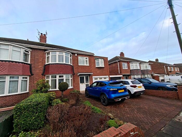 4 Bedroom Semi Detached House For Sale In Cornhill Crescent, North Shields, NE29