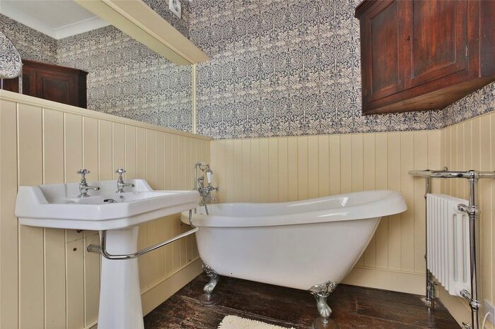 5 Bedroom Detached House To Rent In Lansdowne Square, Hove, East Sussex, BN3