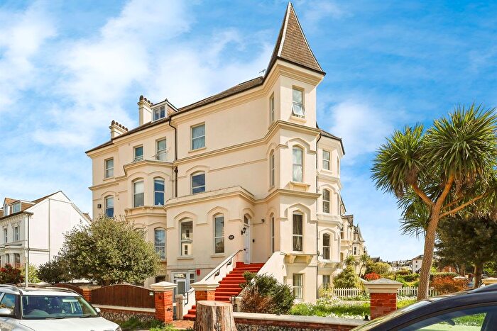 2 Bedroom Flat For Sale In Spencer Road, Eastbourne, BN21
