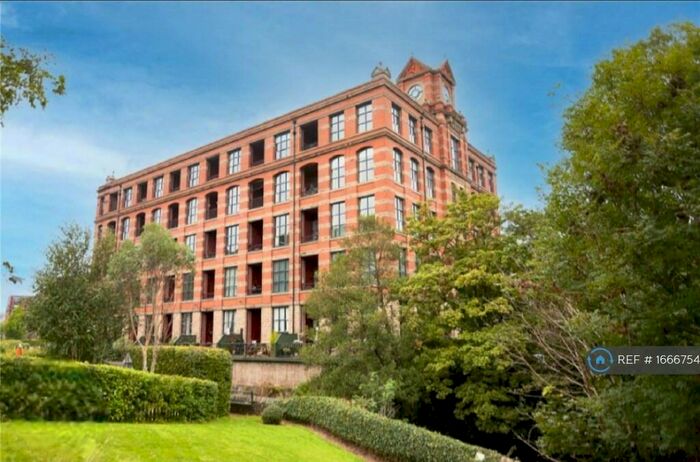 3 Bedroom Penthouse To Rent In Threadfold Way, Bolton, BL7