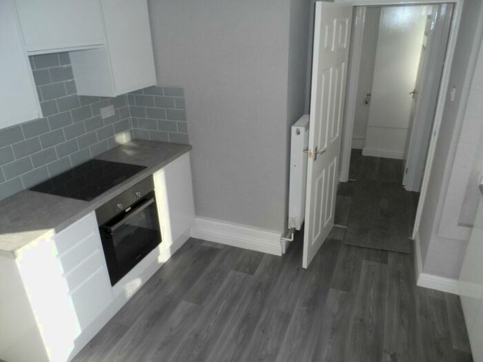 1 Bedroom Flat To Rent In A Blurton Road, Stoke-on-Trent, ST4