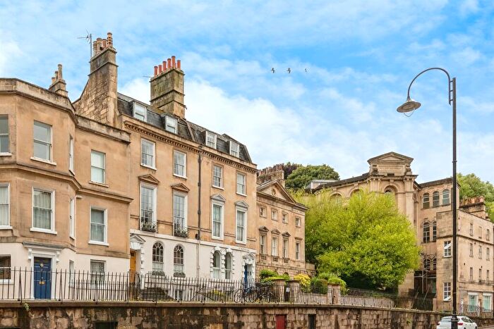 2 Bedroom Apartment To Rent In Vineyards, Bath, BA1