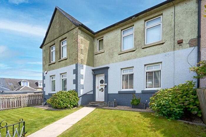 2 Bedroom Apartment For Sale In South Marshall Street, Grangemouth, FK3