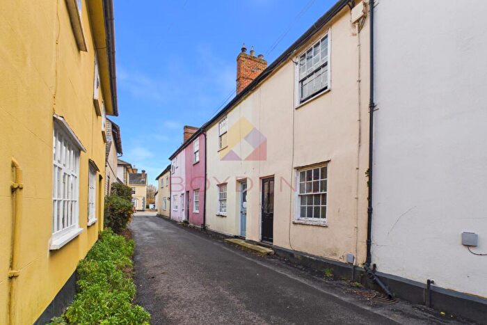 2 Bedroom Cottage For Sale In Liston Lane, CO10
