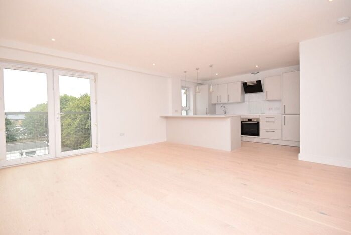 2 Bedroom Flat To Rent In Lindsay Road, Newhaven, Edinburgh, EH6