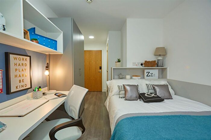 1 Bedroom Flat To Rent In Havannah Street, Glasgow, G4