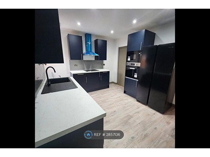 5 Bedroom Terraced House To Rent In Trafalgar St, Gillingham, ME7