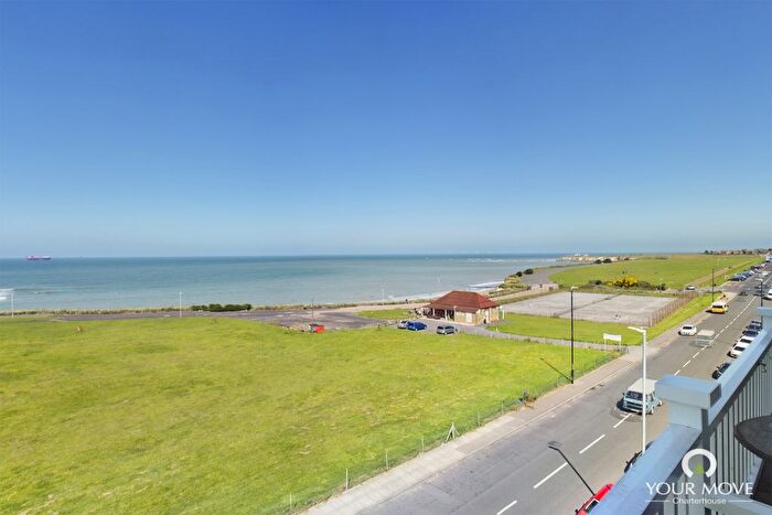 2 Bedroom Flat For Sale In Palm Bay Avenue, Margate, Kent, CT9