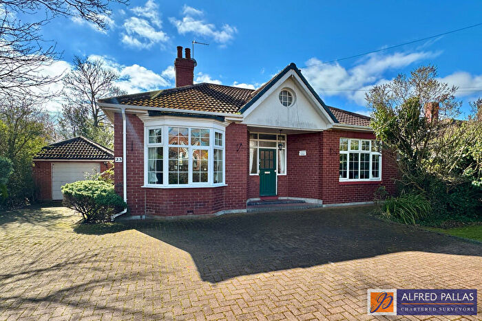 3 Bedroom Detached Bungalow For Sale In Whitburn Road, Cleadon, SR6