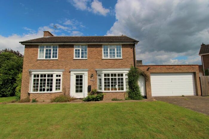 4 Bedroom Detached House For Sale In Clifton Road, Newton Blossomville, MK43