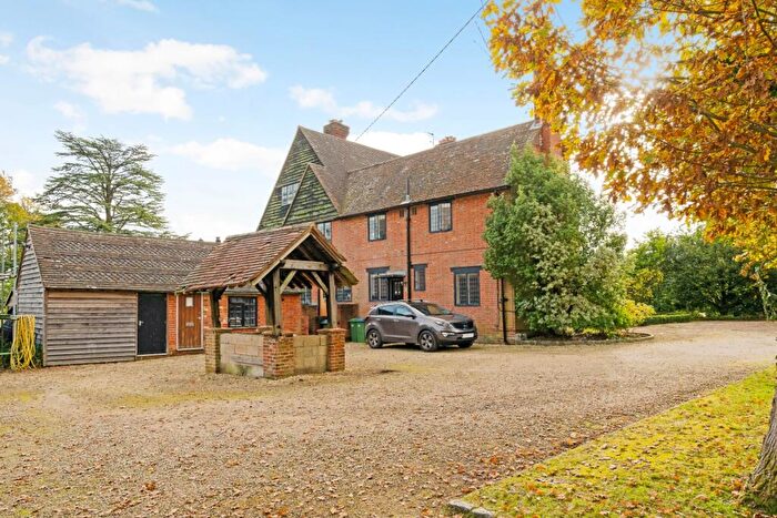 4 Bedroom House To Rent In Horsham Road Capel, RH5