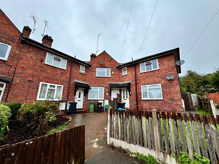 2 Bedroom Property To Rent In Woodland Avenue, Brierley Hill, DY5