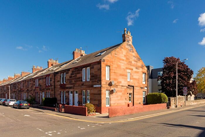 1 Bedroom Flat For Sale In Mansfield Avenue, Musselburgh, East Lothian, EH21