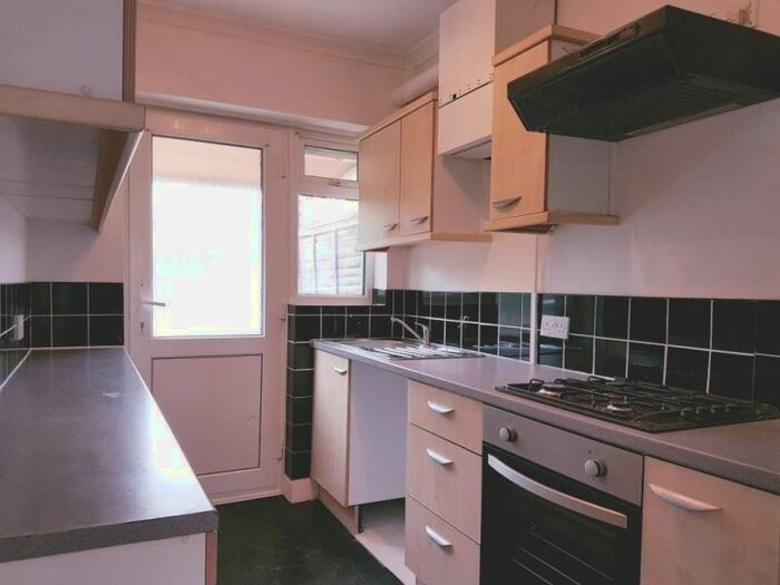 3 Bedroom Property To Rent In Ascot Gardens, Enfield, EN3