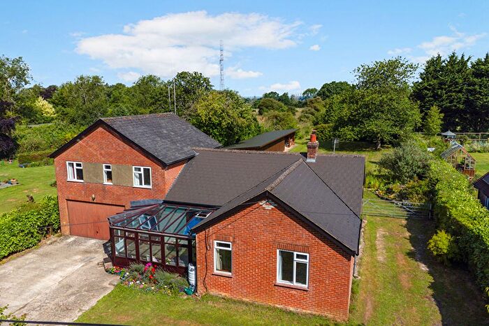 4 Bedroom Detached House For Sale In Abbey Road, Medstead, GU34