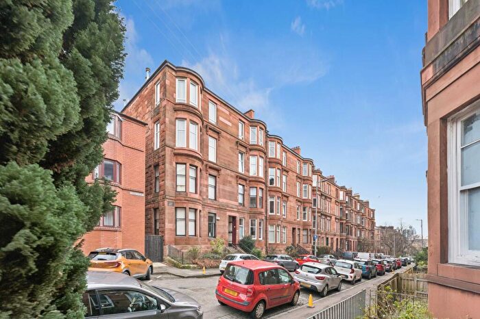 2 Bedroom Flat For Sale In Caird Drive, Flat /, Partickhill, Glasgow, G11
