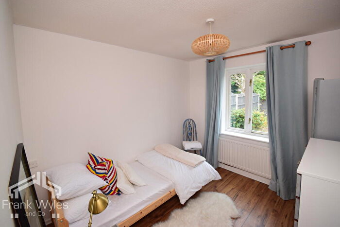 3 Bedroom Bungalow For Sale In Anchor Way Lytham St Annes Lancashire, FY8