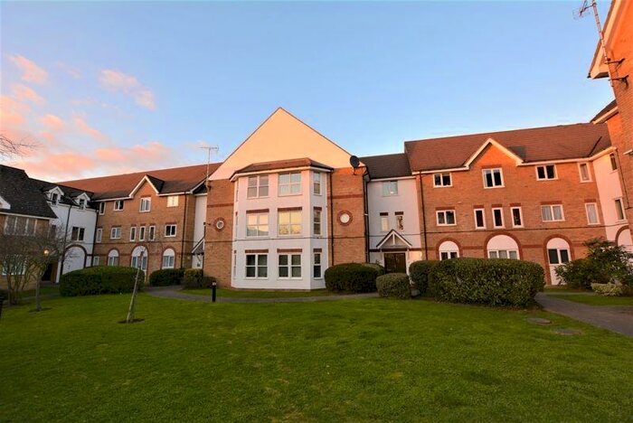 1 Bedroom Flat To Rent In Cambridge Road, Southend-On-Sea, SS1
