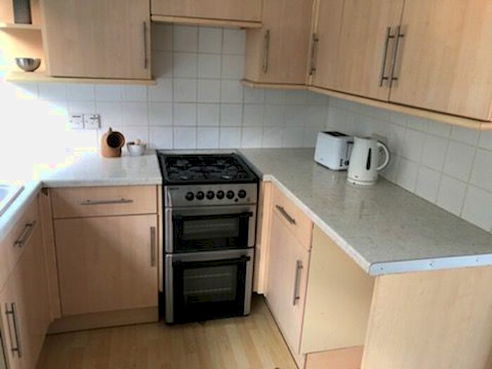 2 Bedroom End Of Terrace House To Rent In Victoria Road, Dartmouth, TQ6