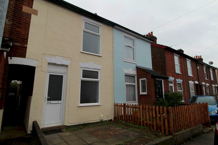 2 Bedroom Terraced House To Rent In Camden Road, Ipswich, IP3