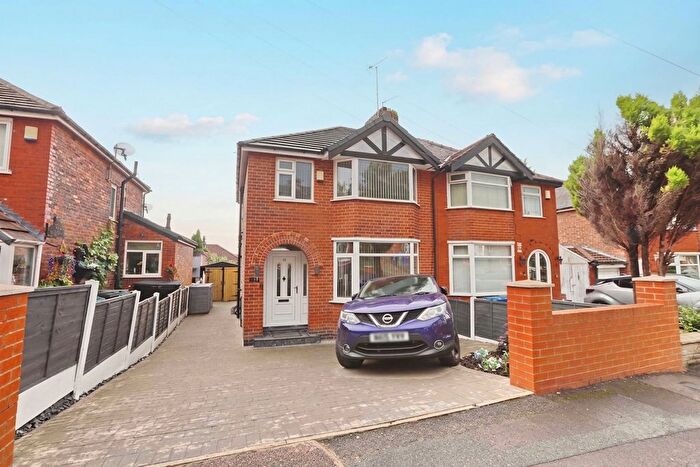 3 Bedroom Semi-Detached House For Sale In Vernon Drive, Prestwich, M25