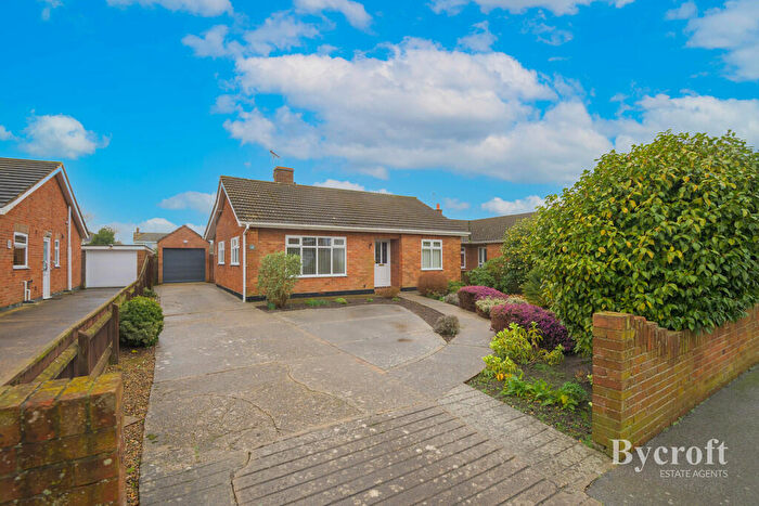 3 Bedroom Detached Bungalow For Sale In The Meads, Gunton, Lowestoft, NR32